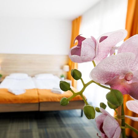 Seo2 Rewal - Apartamenty Z Osobnym Wejsciem, Grzany Basen, Darmowe Sauny, Parking, Grill, Wifi Экстерьер фото