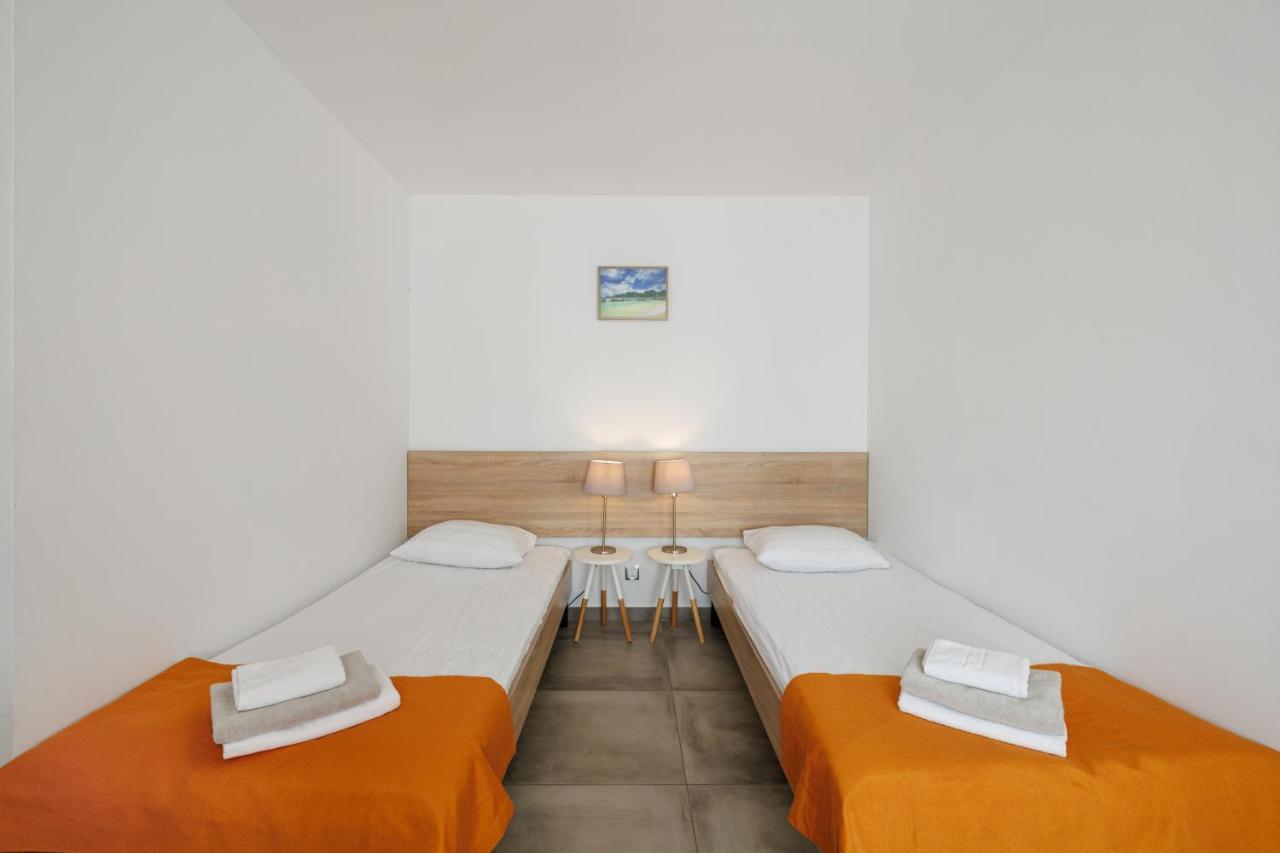 Seo2 Rewal - Apartamenty Z Osobnym Wejsciem, Grzany Basen, Darmowe Sauny, Parking, Grill, Wifi Экстерьер фото