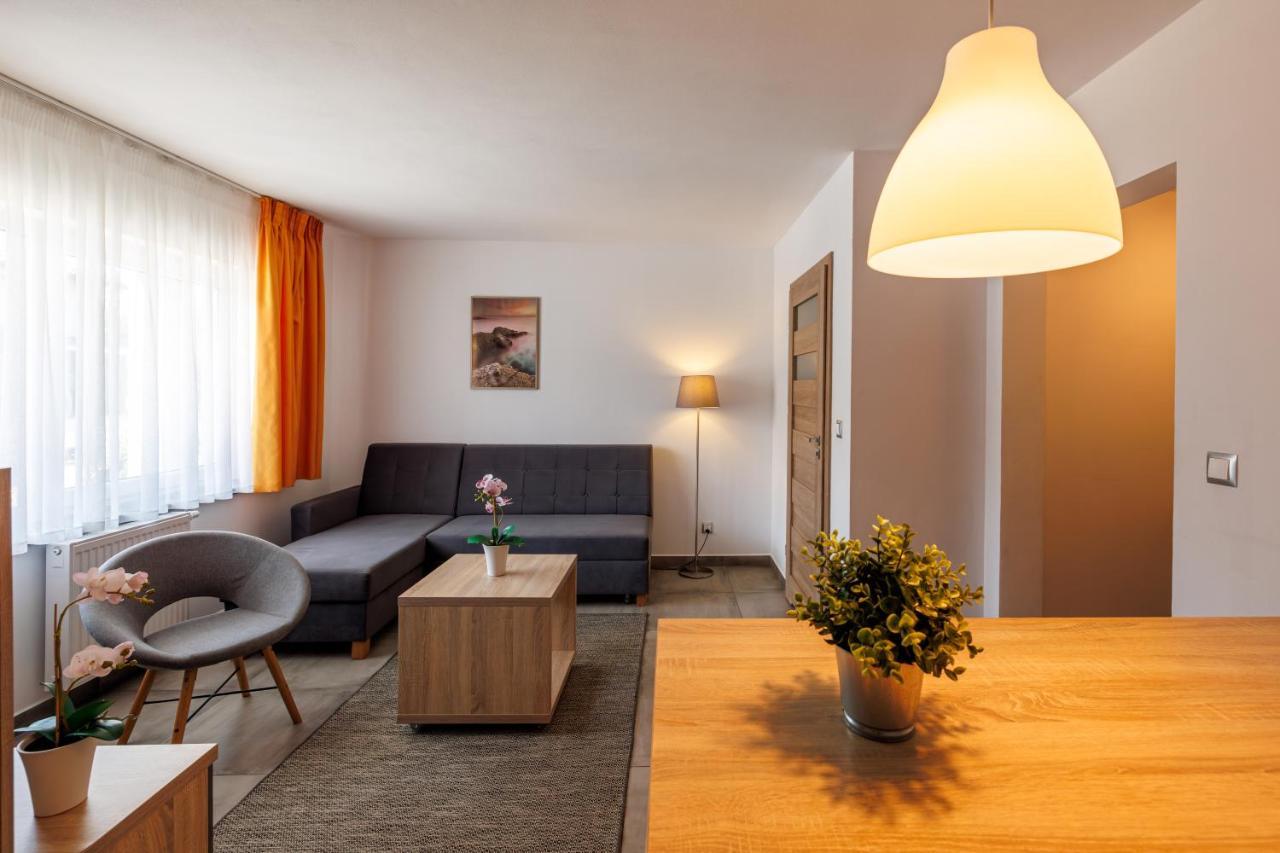 Seo2 Rewal - Apartamenty Z Osobnym Wejsciem, Grzany Basen, Darmowe Sauny, Parking, Grill, Wifi Экстерьер фото